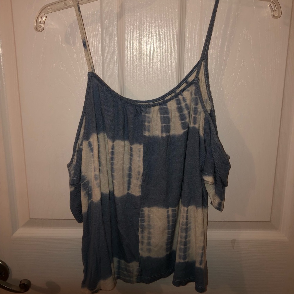 Cold shoulder tie dye T-shirt